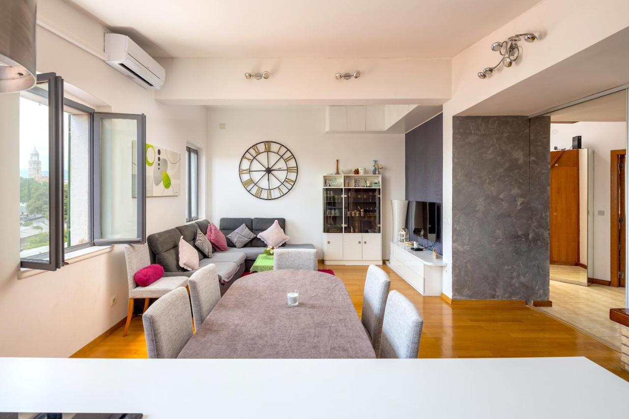 Luxury Apartment Olavia Rooftop Terrace & Seaview Split Bagian luar foto