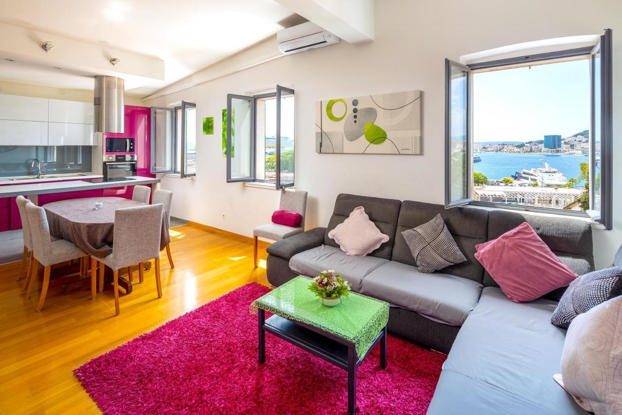 Luxury Apartment Olavia Rooftop Terrace & Seaview Split Bagian luar foto