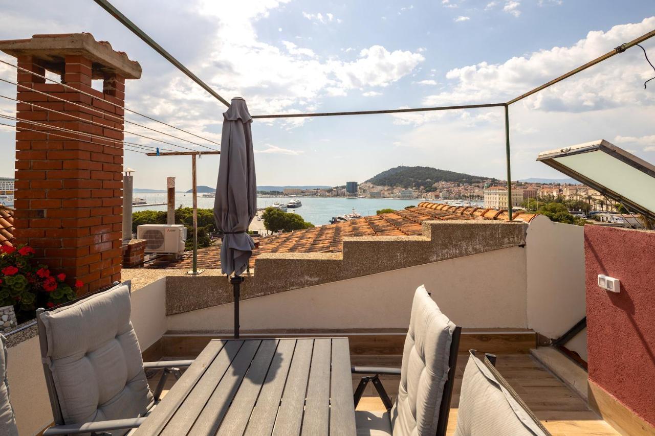 Luxury Apartment Olavia Rooftop Terrace & Seaview Split Bagian luar foto