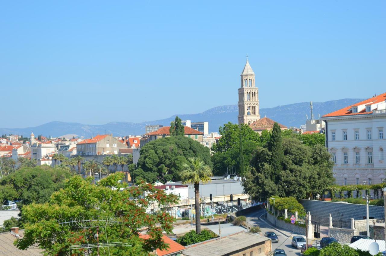 Luxury Apartment Olavia Rooftop Terrace & Seaview Split Bagian luar foto