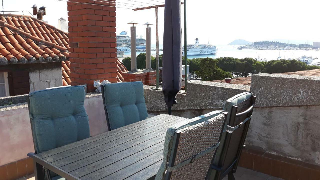 Luxury Apartment Olavia Rooftop Terrace & Seaview Split Bagian luar foto
